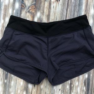 Luluemon speeds size 6